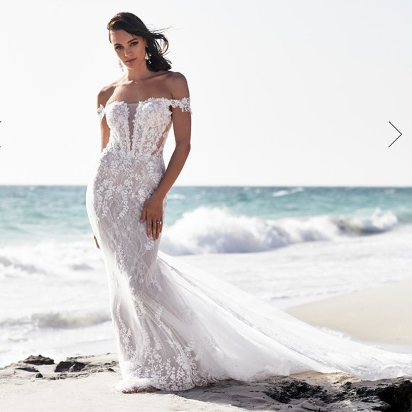 NWOT Lace Mermaid Style Bridal Gown Bridal Size 12 - Picture 1 of 9